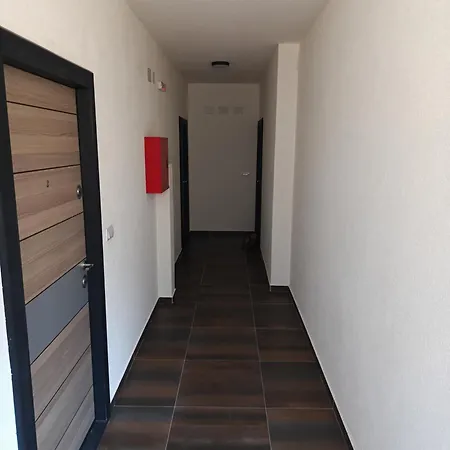 Gold Apartman Krusevac Exterior photo